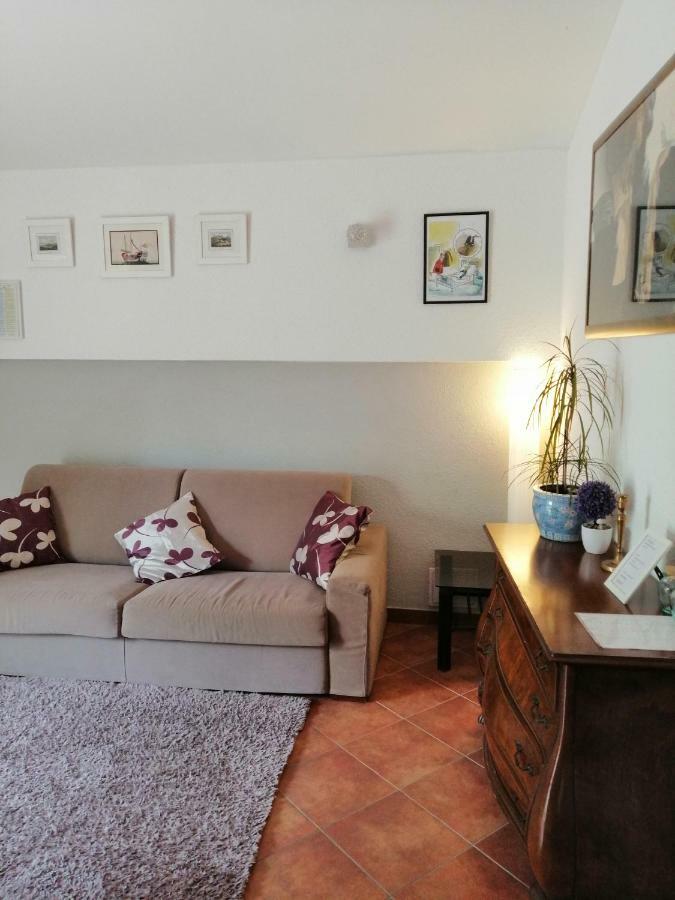 Apartment Dzoni Спліт Екстер'єр фото