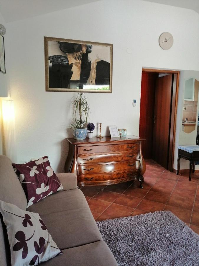 Apartment Dzoni Спліт Екстер'єр фото